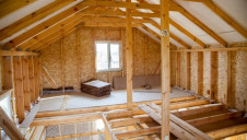 The letter to Business Secretary Greg Clark calls for the introduction of minimum standards on efficiency for existing homes